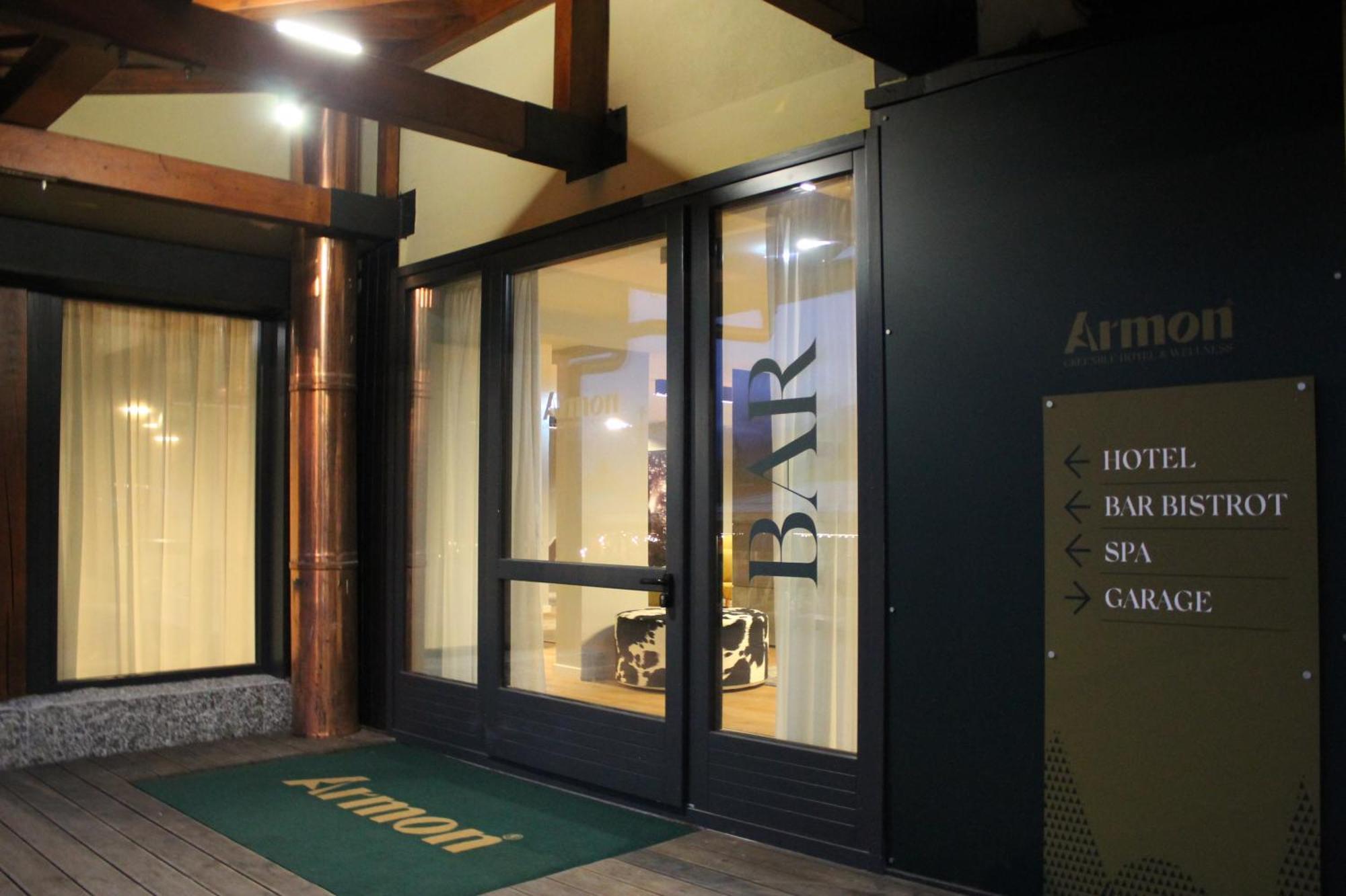 Armon Greenblu Hotel & Wellness Folgarida Exterior photo